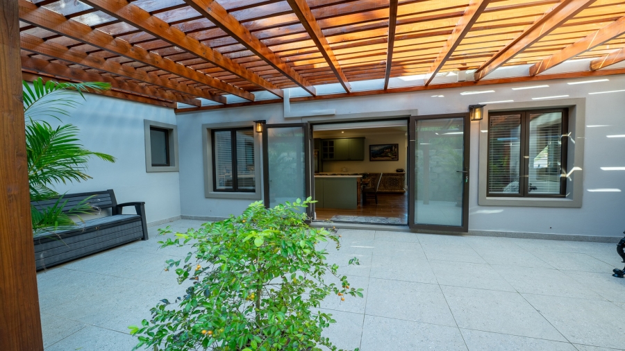 To Let 4 Bedroom Property for Rent in Green Pastures Western Cape